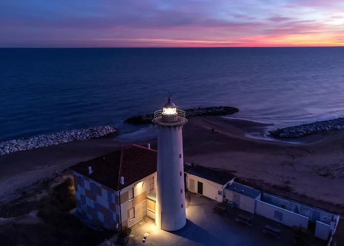 Elegant With Shared Pool Apartamento